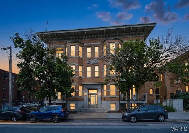Photo 3 of Condo for sale at 627 Clara Ave #104, Saint Louis, MO 63112 | MLS# MIS26051840 | Listing updated on 2026-10-19