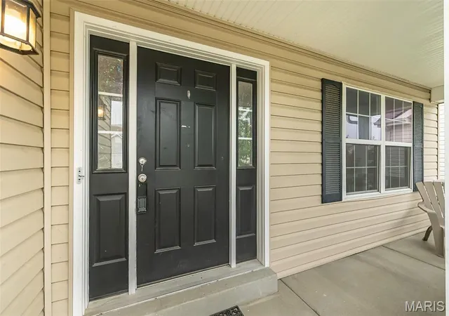 Photo 4 of Single family home for sale at 2781 Cedar Grove Dr, Belleville, IL 62221 | MLS# MIS26051858 | Listing updated on 2026-09-14