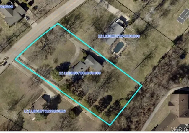Photo 4 of Single family home for sale at 948 Donna Dr, Jackson, MO 63755 | MLS# MIS26051895 | Listing updated on 2026-09-14