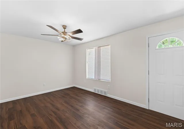Photo 2 of Single family home for sale at 2554 Ada Ave, Saint Louis, MO 63136 | MLS# MIS26051948 | Listing updated on 2026-10-04