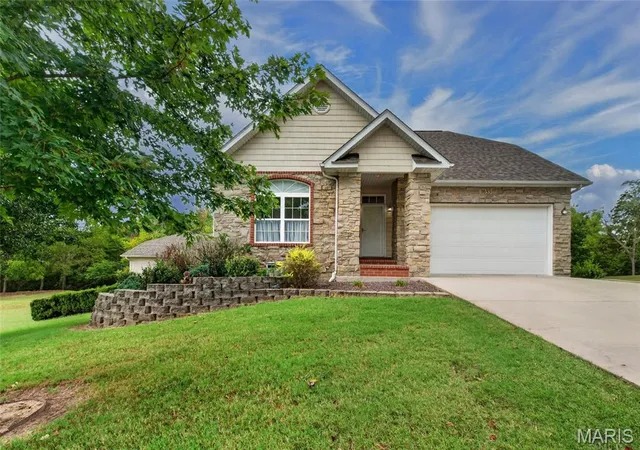 Photo 1 of Single family home for sale at 1635 Yale Ave, Rolla, MO 65401 | MLS# MIS26052051 | Listing updated on 2026-09-14