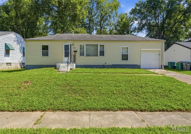 Photo 1 of Single family home for sale at 10154 Coburg Lands Dr, Saint Louis, MO 63137 | MLS# MIS26052097 | Listing updated on 2026-10-05