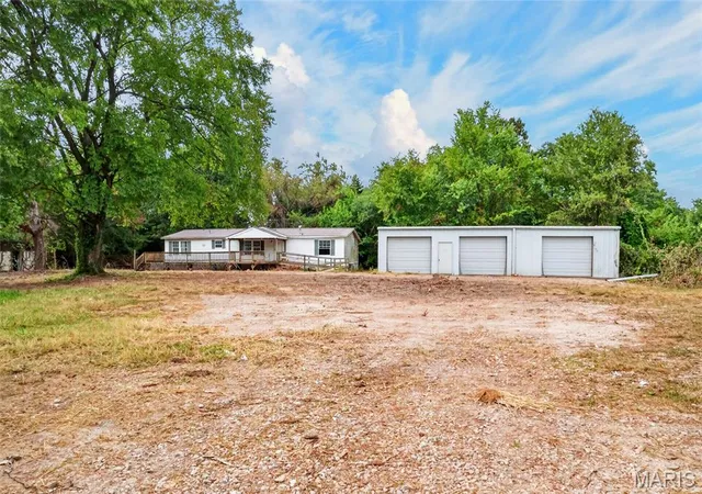Photo 1 of Manufactured home for sale at 1600 Brice St, Lebanon, MO 65536 | MLS# MIS26052216 | Listing updated on 2026-09-11
