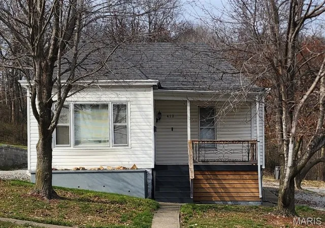 Photo 1 of Single family home for sale at 412 W Terrace Ave, Hannibal, MO 63401 | MLS# MIS26052469 | Listing updated on 2026-09-14