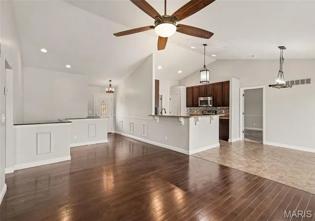 Photo 3 of Single family home for sale at 520 Sceptre Rd, Wentzville, MO 63385 | MLS# MIS26052530 | Listing updated on 2026-09-25
