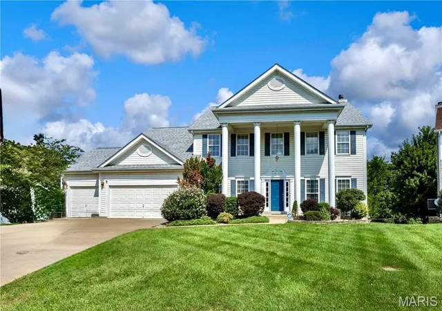 Single family home for sale at 611 Knollshire Way, Dardenne Prairie, MO 63368 | MLS# MIS26052537