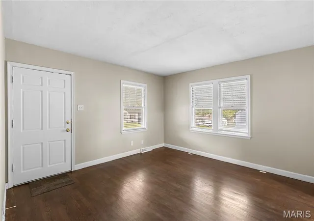 Photo 3 of Single family home for sale at 7724 Horatio Dr, Saint Louis, MO 63121 | MLS# MIS26052561 | Listing updated on 2026-09-15