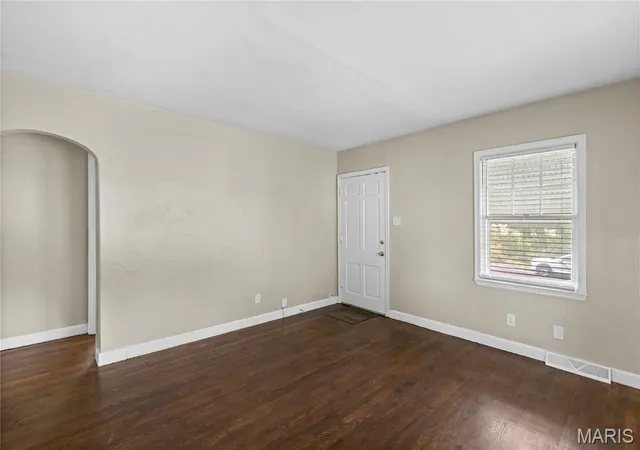Photo 3 of Single family home for sale at 7724 Horatio Dr, Saint Louis, MO 63121 | MLS# MIS26052561 | Listing updated on 2026-09-15