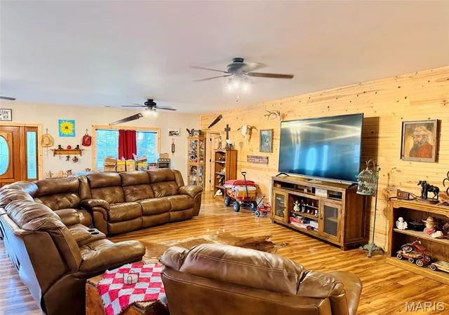 Photo 4 of Single family home for sale at 120 Rover Ln, Poplar Bluff, MO 63901 | MLS# MIS26052585 | Listing updated on 2026-09-15