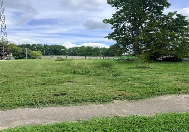 Photo 8 of Single family home for sale at 412 S Pine St, Gerald, MO 63037 | MLS# MIS26052987 | Listing updated on 2026-10-09
