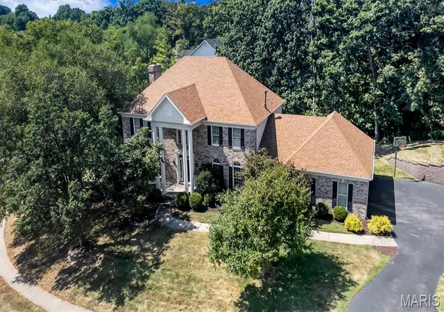 Photo 2 of Single family home for sale at 1415 Haarman Oak Dr, Wildwood, MO 63005 | MLS# MIS26053026 | Listing updated on 2026-10-01