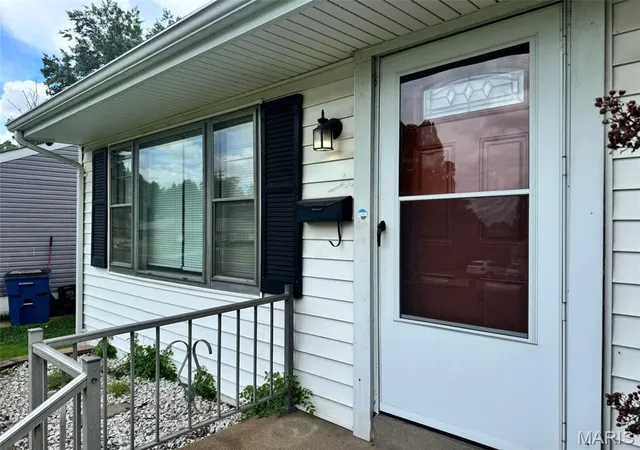 Photo 3 of Single family home for sale at 2516 Center Ave, Saint Louis, MO 63136 | MLS# MIS26053049 | Listing updated on 2026-09-30