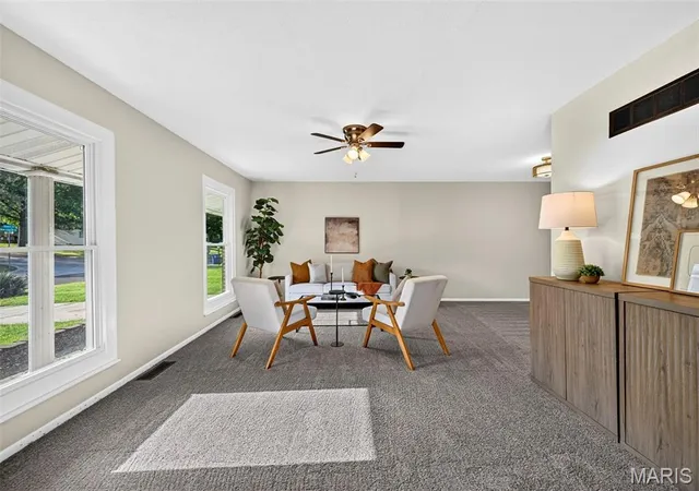 Photo 4 of Single family home for sale at 2915 Mid Crse Dr, Saint Louis, MO 63125 | MLS# MIS26053312 | Listing updated on 2026-09-15
