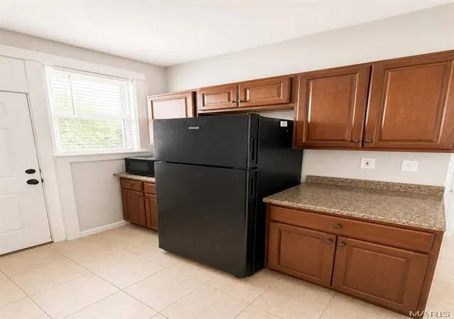 Photo 3 of Sale Pending at 6709 Crest Ave, Saint Louis, MO 63130 | MLS# MIS26053495 | Listing updated on 2026-09-13