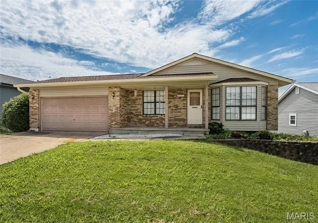 Photo 2 of Single family home for sale at 3152 Lupine Dr, Unincorporated, MO 63010 | MLS# MIS26053630 | Listing updated on 2026-10-06