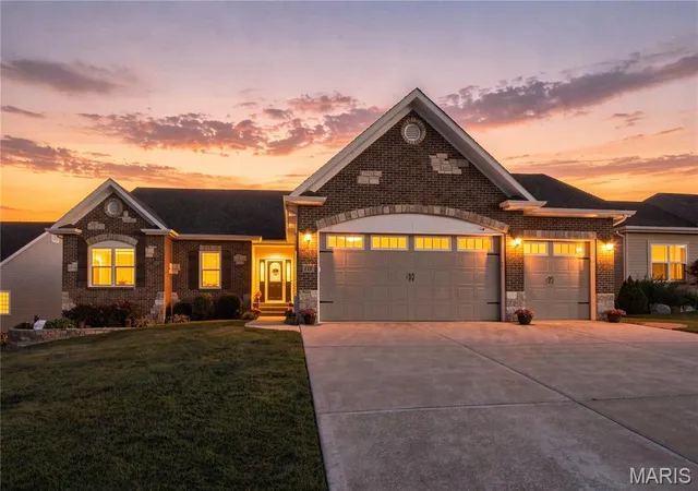 Photo 1 of Single family home for sale at 110 Cypress Meadows Dr, Wentzville, MO 63385 | MLS# MIS26053667 | Listing updated on 2026-10-04