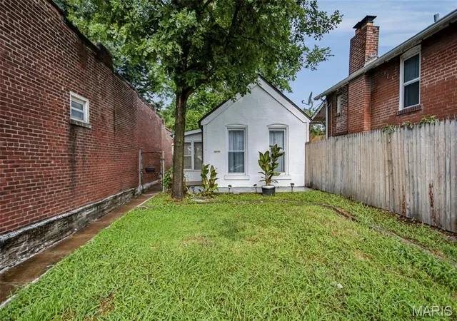 Photo 1 of Single family home for sale at 2619 Michigan Ave, Saint Louis, MO 63118 | MLS# MIS26053680 | Listing updated on 2026-09-14