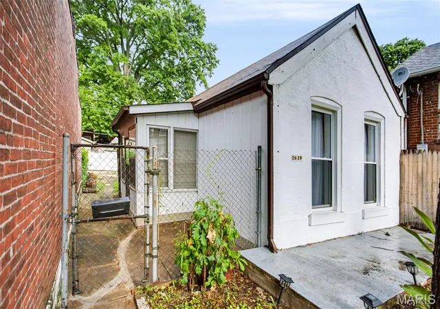Photo 3 of Single family home for sale at 2619 Michigan Ave, Saint Louis, MO 63118 | MLS# MIS26053680 | Listing updated on 2026-09-14