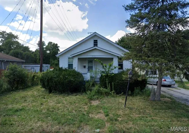 Photo 1 of Single family home for sale at 9701 Lilac Dr, Saint Louis, MO 63137 | MLS# MIS26053795 | Listing updated on 2026-09-29
