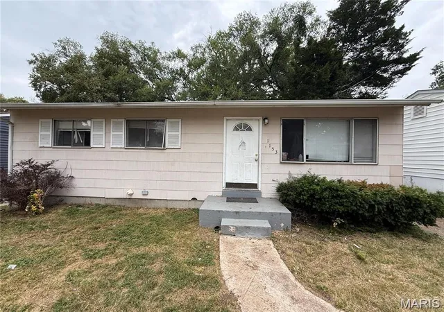Photo 1 of Single family home for sale at 1153 June Ave, Saint Louis, MO 63138 | MLS# MIS26053804 | Listing updated on 2026-09-29