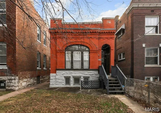 Single family home for sale at 4248 Norfolk Ave, St Louis, MO 63110 | MLS# MIS26053855
