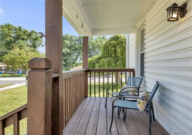 Photo 3 of Single family home for sale at 2903 Kincaid Avenue Avenue, St Louis, MO 63114 | MLS# MIS26054083 | Listing updated on 2026-10-03
