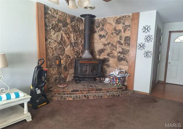 Photo 3 of Single family home for sale at 6 Watertown Cir, Granite City, IL 62040 | MLS# MIS26054108 | Listing updated on 2026-09-14