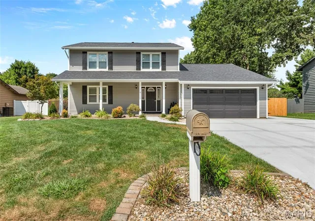 Photo 1 of Single family home for sale at 1975 Lemontree Ln, Collinsville, IL 62234 | MLS# MIS26054145 | Listing updated on 2026-09-11