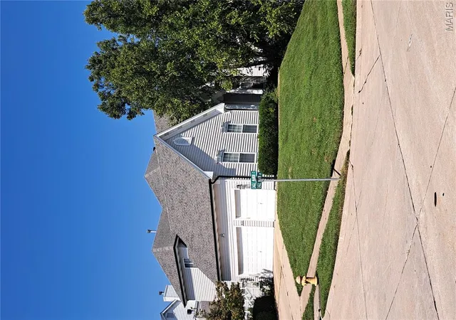 Photo 1 of Single family home for sale at 14001 Eagle Manor Ct, Chesterfield, MO 63017 | MLS# MIS26054398 | Listing updated on 2026-09-11