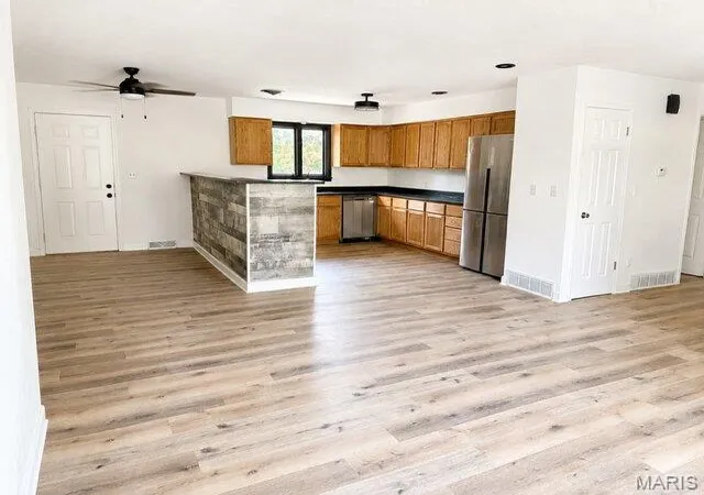 Photo 4 of Single family home for sale at 1725 Georgia St, Cape Girardeau, MO 63701 | MLS# MIS26054521 | Listing updated on 2026-10-08