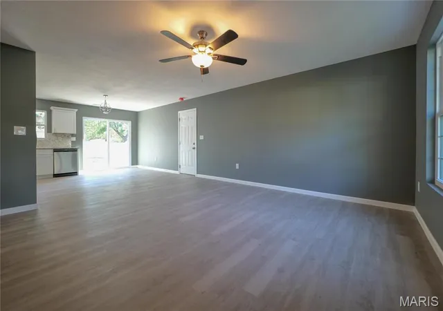 Photo 3 of Single family home for sale at 310 W Lion St, Jonesburg, MO 63351 | MLS# MIS26054532 | Listing updated on 2026-09-09