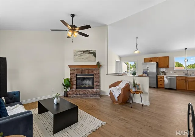 Photo 3 of Single family home for sale at 512 Spring Water Dr, Wentzville, MO 63385 | MLS# MIS26054606 | Listing updated on 2026-10-06