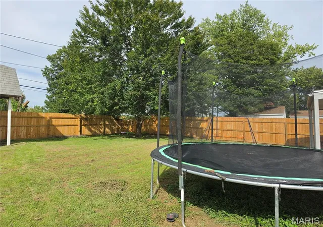 Photo 4 of Sale Pending at 313 Spruce St, Farmington, MO 63640 | MLS# MIS26054710 | Listing updated on 2026-09-11