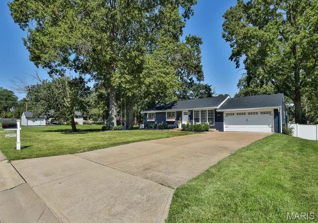 Photo 2 of Single family home for sale at 1443 Marsh Ave, Ballwin, MO 63011 | MLS# MIS26054736 | Listing updated on 2026-09-11