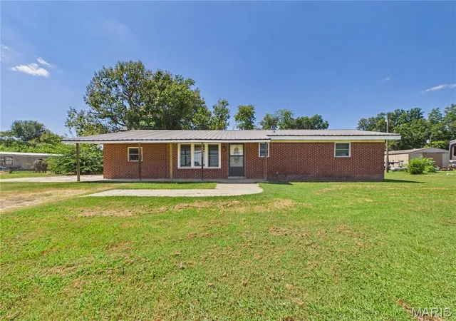 Single family home for sale at 39389 County Road 233, Malden, MO 63863 | MLS# MIS26054741
