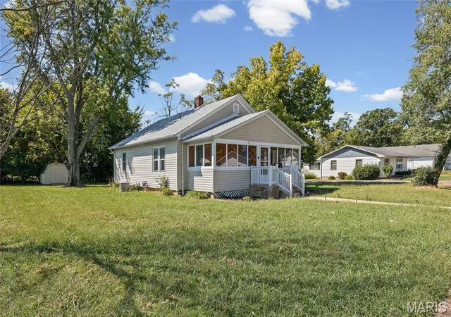 Photo 3 of Single family home for sale at 160 Miller St, Sullivan, MO 63080 | MLS# MIS26054755 | Listing updated on 2026-10-07