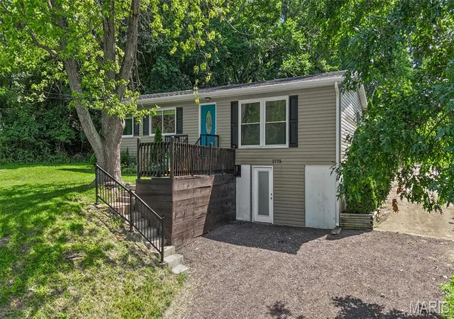 Photo 2 of Sale Pending at 1778 Terrace Dr, Arnold, MO 63010 | MLS# MIS26054774 | Listing updated on 2026-09-24