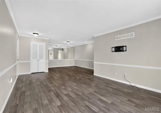 Photo 2 of Condo for sale at 10315 Forest Brk Ln #F, Saint Louis, MO 63146 | MLS# MIS26054782 | Listing updated on 2026-09-23