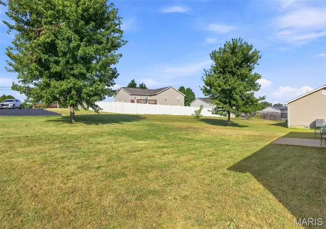 Photo 25 of Sale Pending at 1137 Stone Crst, Bonne Terre, MO 63628 | MLS# MIS26055022 | Listing updated on 2026-09-26