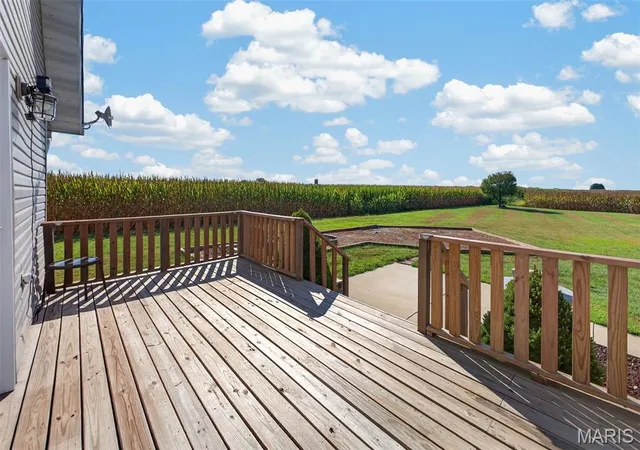 Photo 3 of Single family home for sale at 304 State Ave, Pocahontas, IL 62275 | MLS# MIS26055081 | Listing updated on 2026-09-28