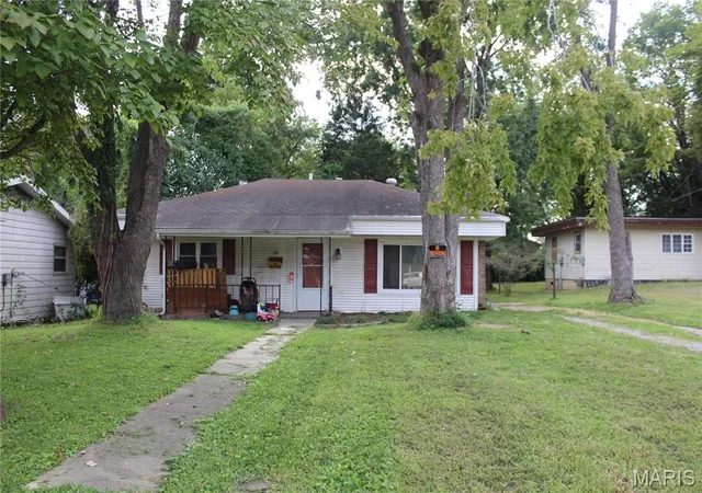 Photo 1 of Single family home for sale at 613 Albert St, Cape Girardeau, MO 63703 | MLS# MIS26055241 | Listing updated on 2026-09-09