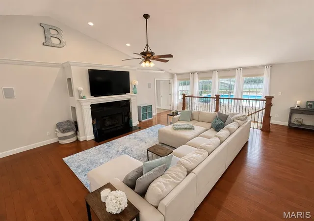 Photo 4 of Single family home for sale at 4047 Sequoia Dr, Edwardsville, IL 62025 | MLS# MIS26055269 | Listing updated on 2026-09-10