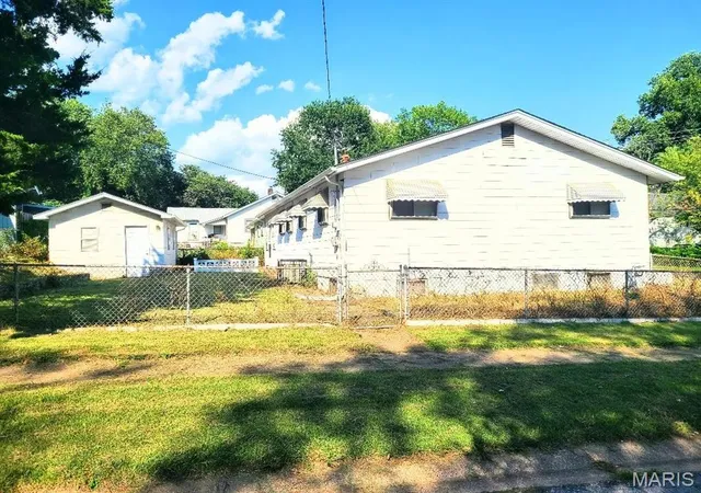 Photo 3 of Single family home for sale at 8601 Octavia Ave, Jennings, MO 63136 | MLS# MIS26055376 | Listing updated on 2026-09-11