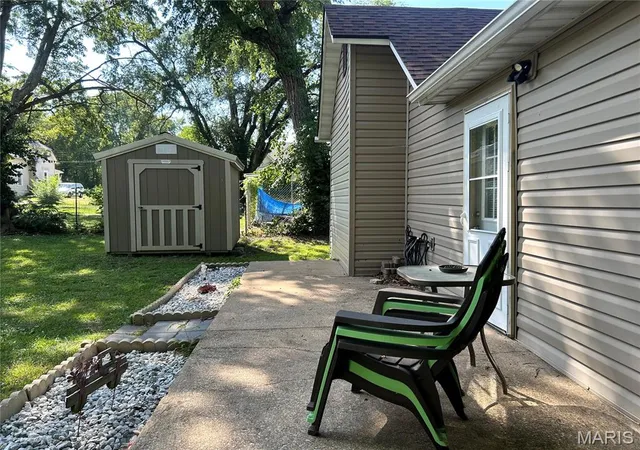 Photo 3 of Sale Pending at 25 C St, Bonne Terre, MO 63628 | MLS# MIS26055466 | Listing updated on 2026-09-11