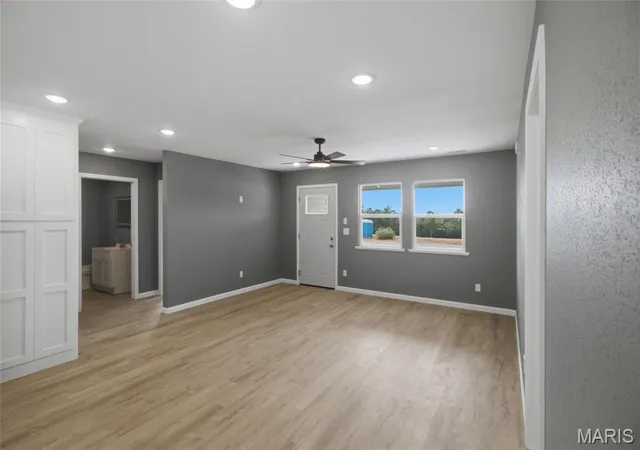 Photo 4 of Single family home for sale at 121 Rawdon Tarn Rd, Houston, MO 65483 | MLS# MIS26055516 | Listing updated on 2026-09-29