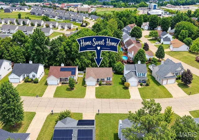Single family home for sale at 1916 Iditarod Trl, Festus, MO 63028 | MLS# MIS26055694