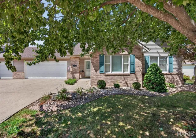 Photo 2 of Single family home for sale at 36 Korte Dr, Highland, IL 62249 | MLS# MIS26055697 | Listing updated on 2026-09-14