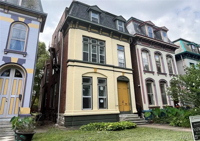 Photo 1 of Single family home for sale at 2326 Park Ave, St Louis, MO 63104 | MLS# MIS26055741 | Listing updated on 2026-09-15
