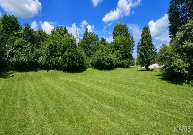 Photo 4 of Single family home for sale at 1600 Koch Rd, O'fallon, MO 63366 | MLS# MIS26055777 | Listing updated on 2026-09-14