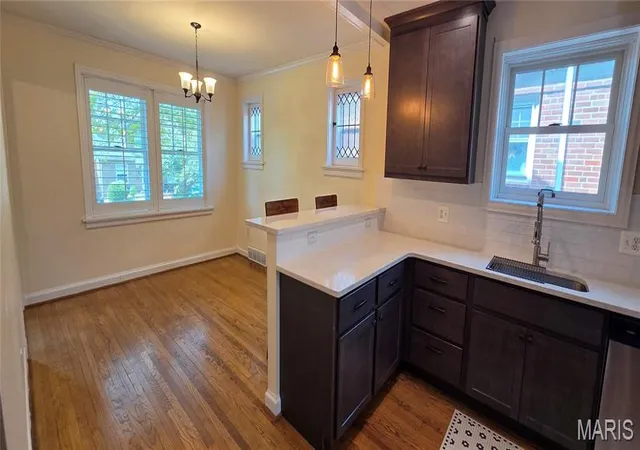 Photo 3 of Single family home for sale at 1420 Barger Pl, Richmond Heights, MO 63117 | MLS# MIS26055911 | Listing updated on 2026-09-15